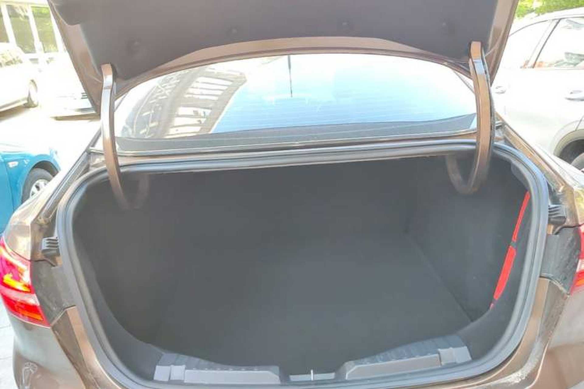Used Ford Escort 2017 Happiness Edition 1.5L Automatic Fashion Version Trunk