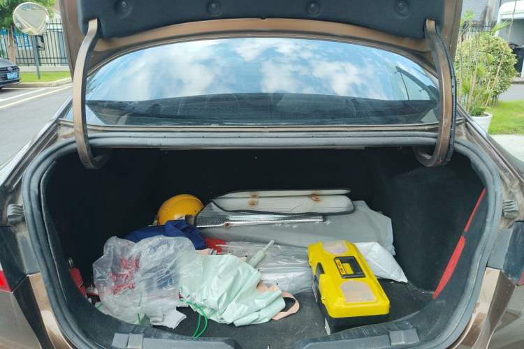 Used Ford Escort 2017 Happiness Edition 1.5L Automatic Fashion Version Trunk