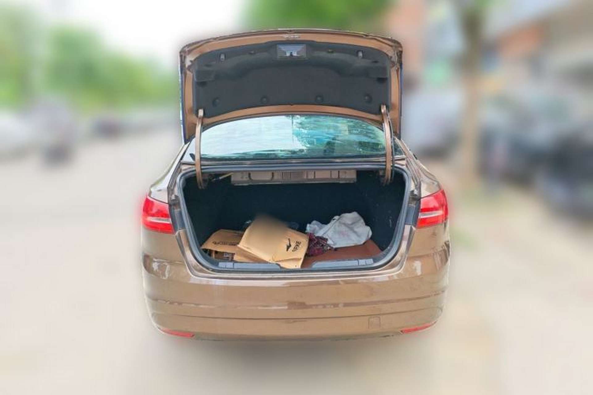 Used Ford Escort 2017 Happiness Edition 1.5L Automatic Fashion Version Trunk