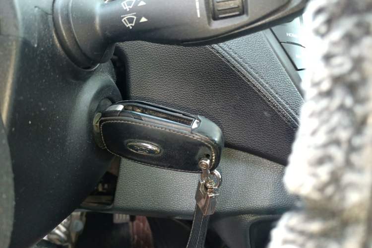 Used Ford Escort 2017 Happiness Edition 1.5L Automatic Fashion Version Vehicle Key