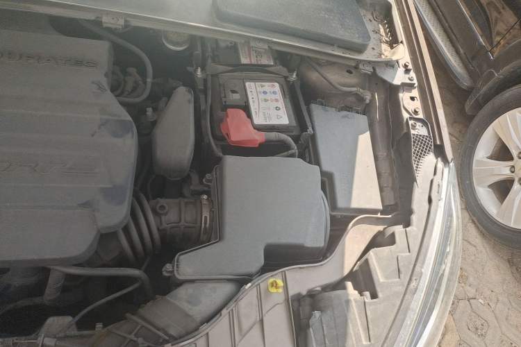 Used Ford Escort 2017 Happiness Edition 1.5L Automatic Fashion Version Engine Bay Left