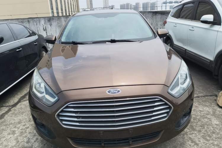 Used Ford Escort 2017 Happiness Edition 1.5L Automatic Fashion Version Front