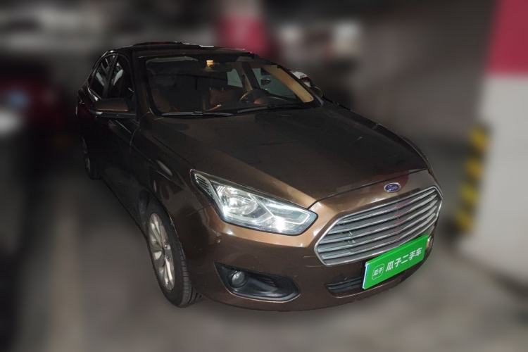 Used Ford Escort 2017 Happiness Edition 1.5L Automatic Fashion Version Front Right 45 Deg