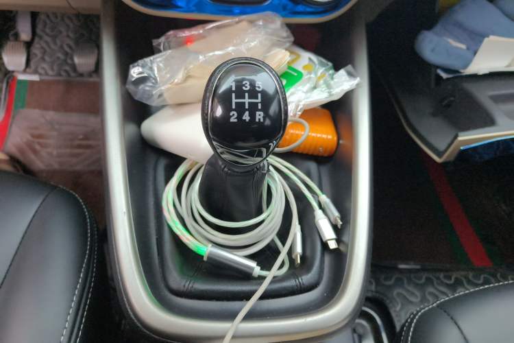 Used Ford Escort 2017 Revised Version 1.5L Manual Comfort Edition Gear Lever