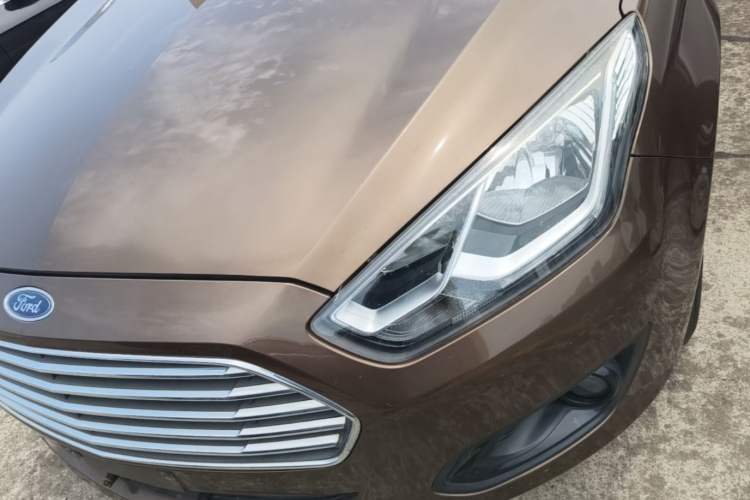 Used Ford Escort 2017 Happiness Edition 1.5L Automatic Fashion Version Left Front Headlight