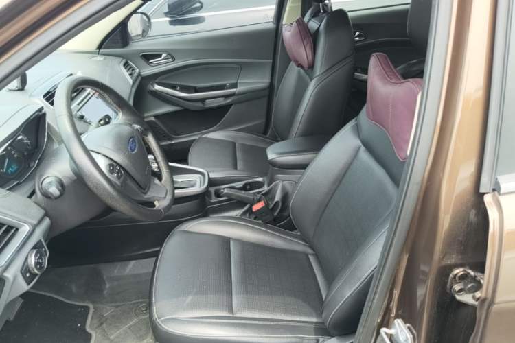 Used Ford Escort 2017 Happiness Edition 1.5L Automatic Fashion Version Left Front Seat