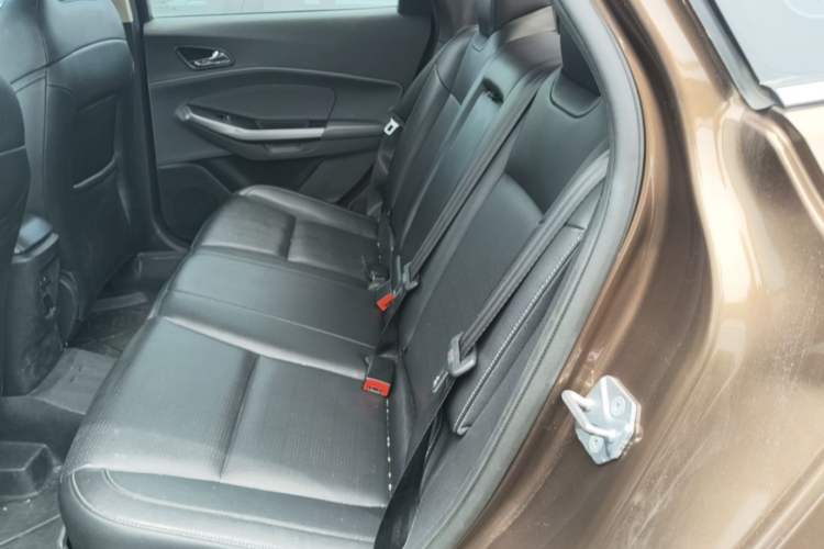 Used Ford Escort 2017 Happiness Edition 1.5L Automatic Fashion Version Left Rear Seat