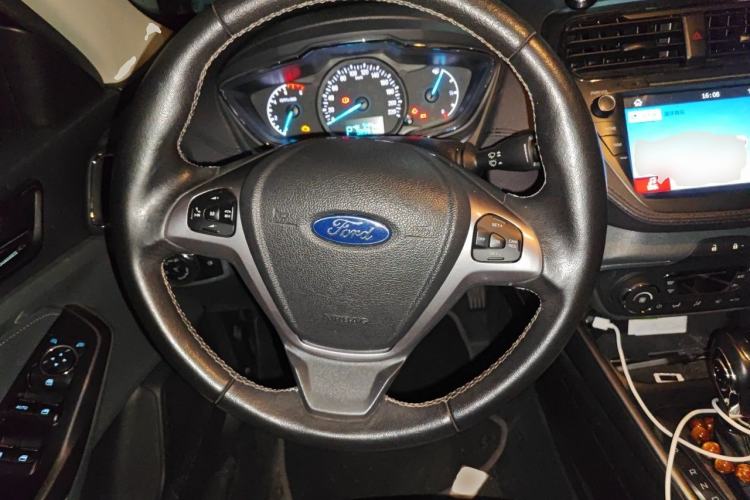 Used Ford Escort 2017 Happiness Edition 1.5L Automatic Fashion Version Steering Wheel