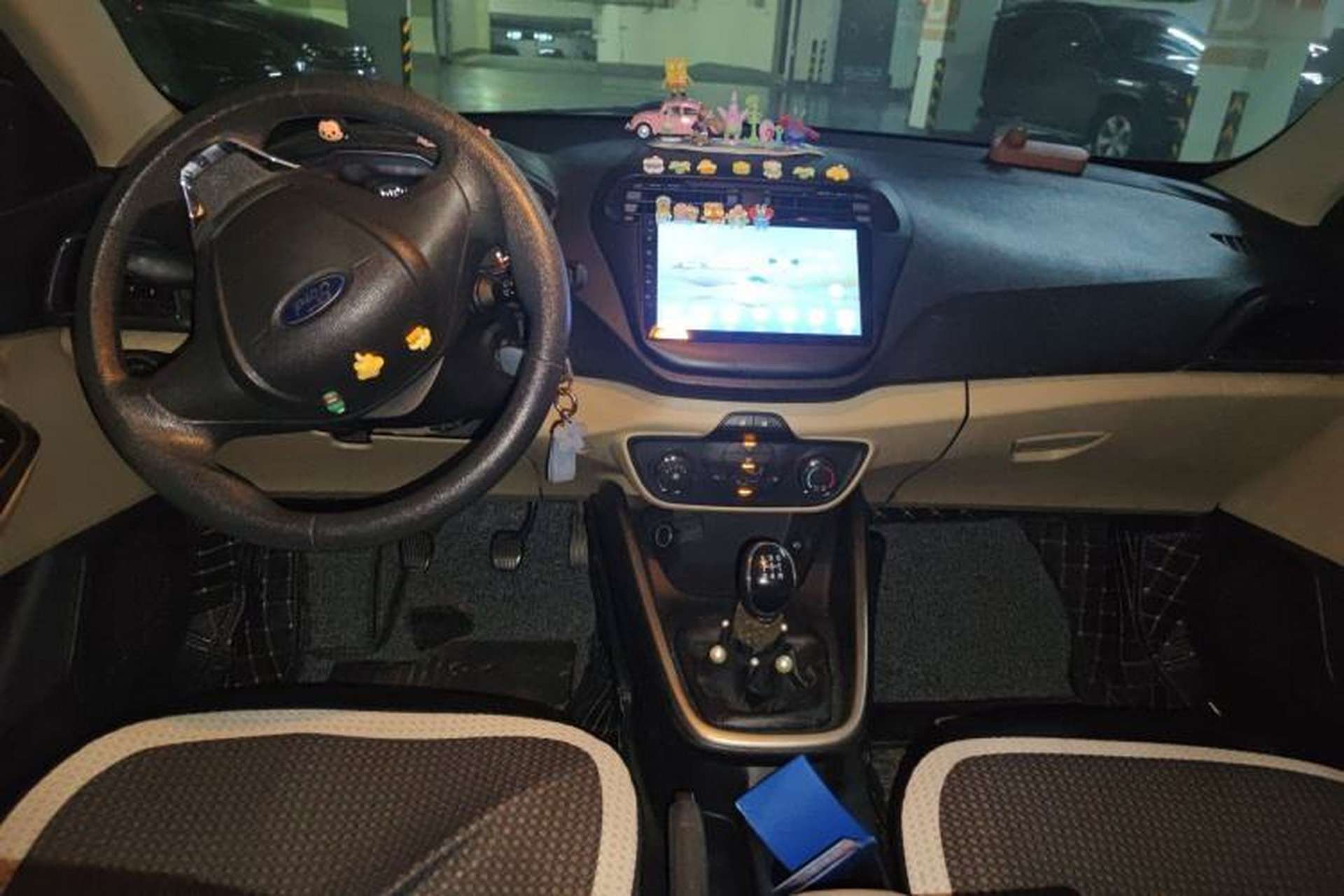 Used Ford Escort 2017 1.5L Manual Comfort Model Center Console