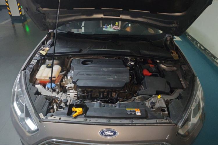Used Ford Escort 2017 1.5L Manual Comfort Model Engine Bay