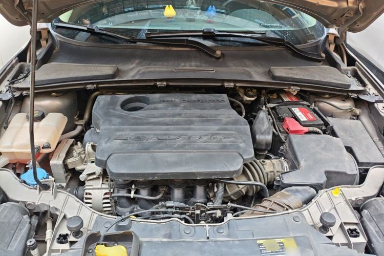 Used Ford Escort 2017 Happiness Edition 1.5L Automatic Fashion Version Engine Bay