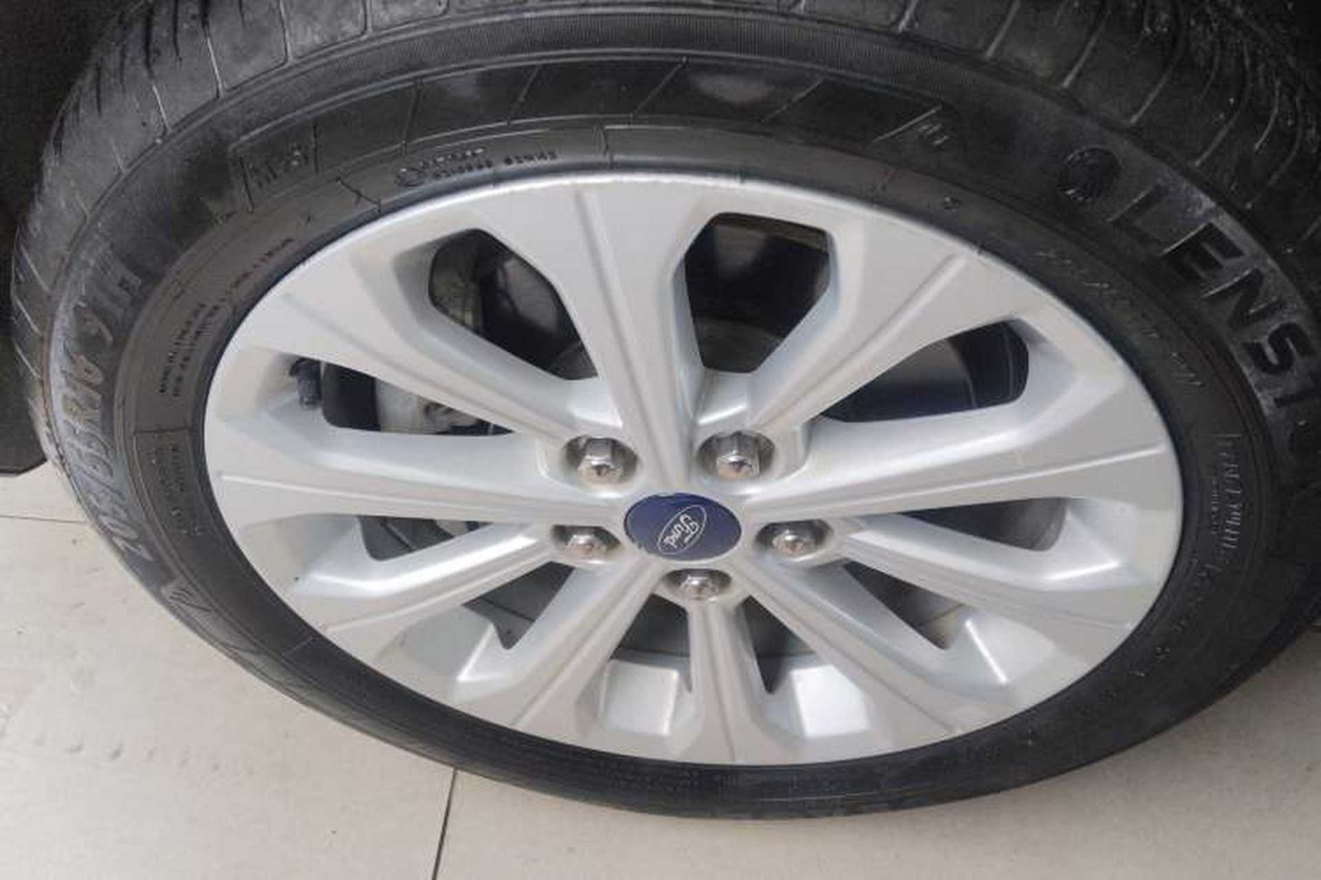 Used Ford Escort 2017 Happiness Edition 1.5L Automatic Fashion Version Exterior 4