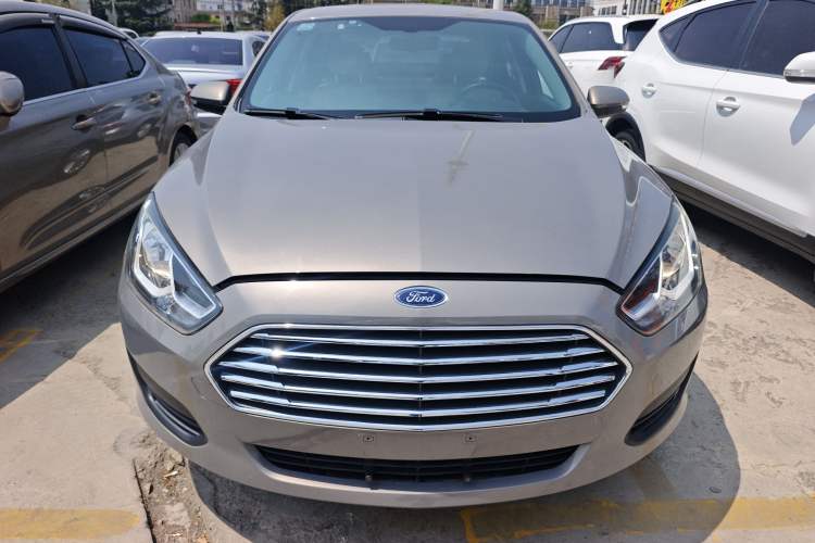 Used Ford Escort 2017 Revised Version 1.5L Manual Comfort Edition Front