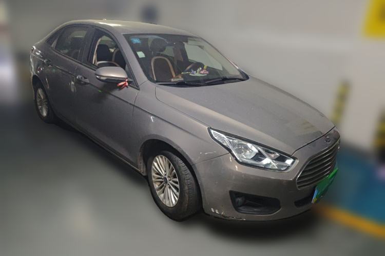 Used Ford Escort 2017 1.5L Manual Comfort Model Front Right 45 Deg