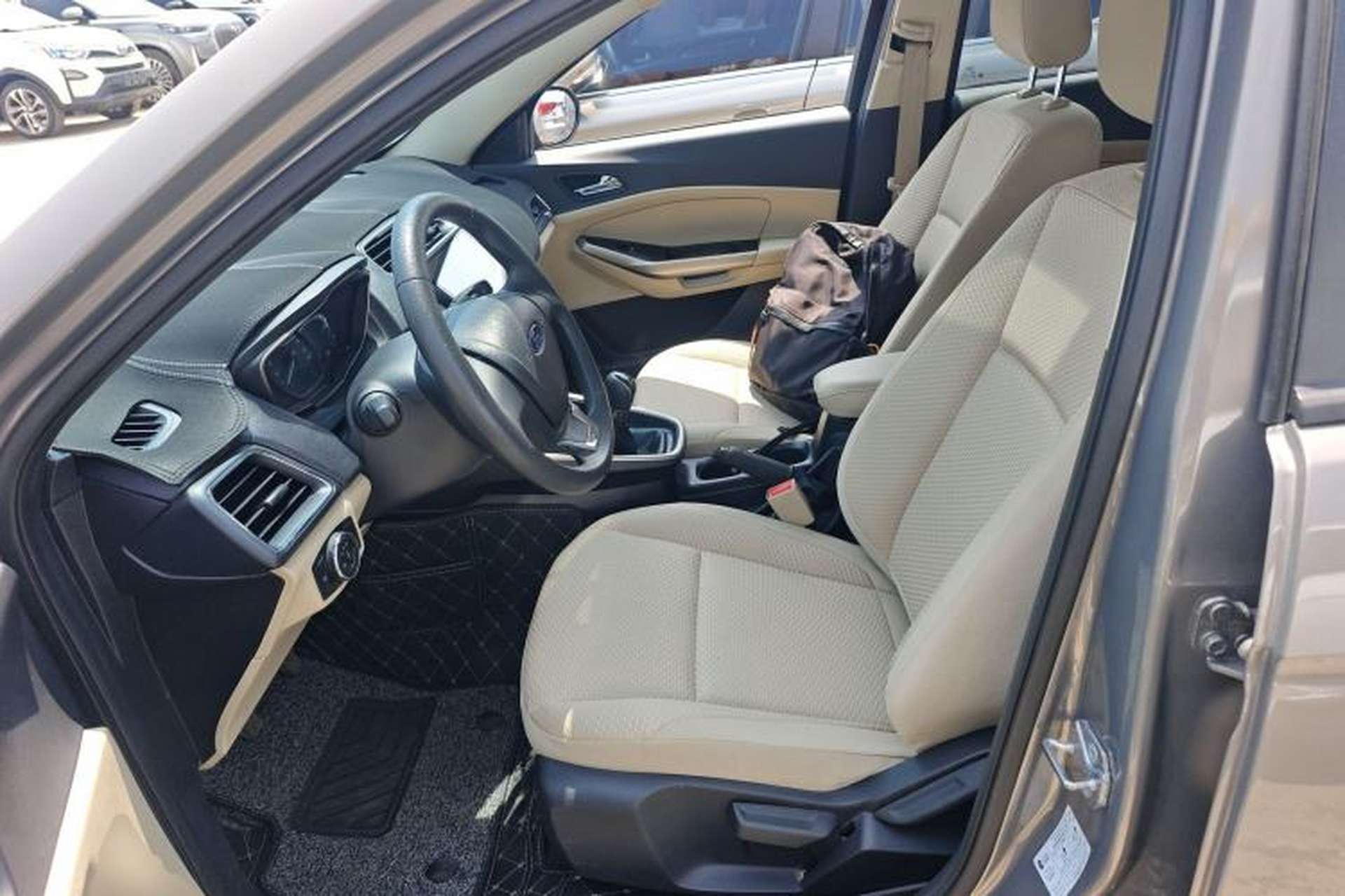 Used Ford Escort 2017 Revised Version 1.5L Manual Comfort Edition Left Front Seat