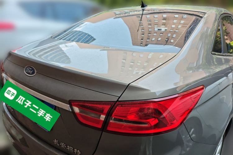 Used Ford Escort 2017 Happiness Edition 1.5L Automatic Fashion Version Rear