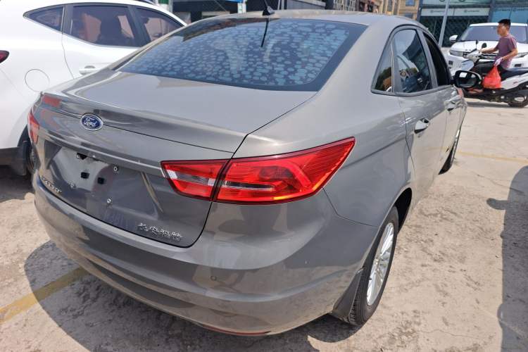 Used Ford Escort 2017 Revised Version 1.5L Manual Comfort Edition Rear Right 45 Deg