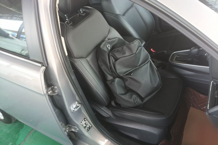Used Ford Escort 2017 Happiness Edition 1.5L Automatic Fashion Version Right Front Seat