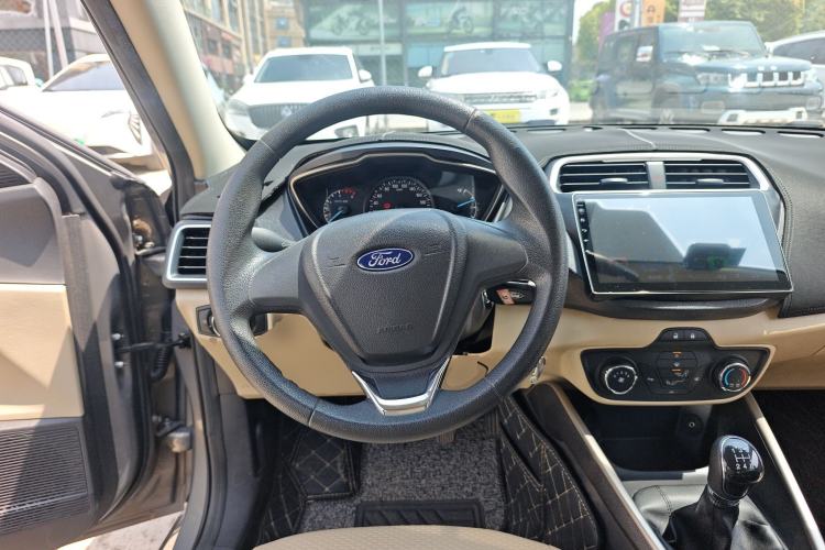Used Ford Escort 2017 Revised Version 1.5L Manual Comfort Edition Steering Wheel