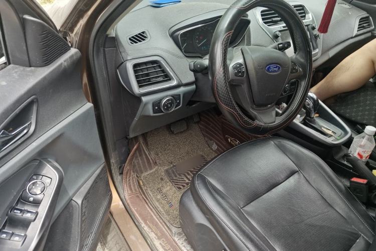 Used Ford Escort 2017 Happiness Edition 1.5L Automatic Fashion Version Driver Seat