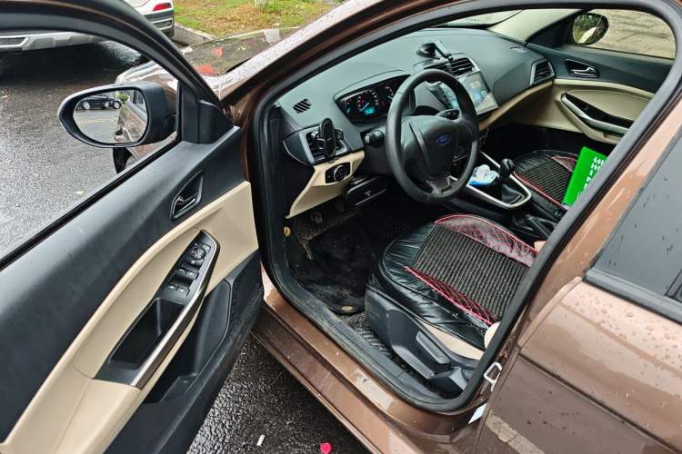 Used Ford Escort 2017 Revised Version 1.5L Manual Comfort Edition Driver Seat