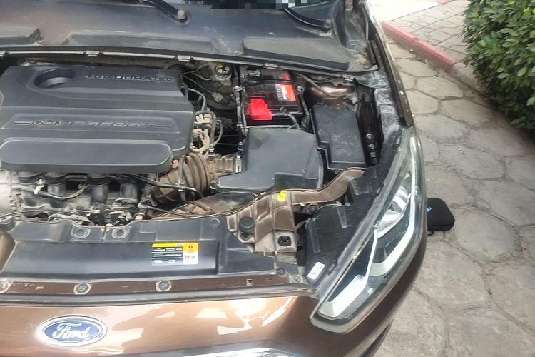 Used Ford Escort 2017 Revised Version 1.5L Manual Comfort Edition Engine Bay Left