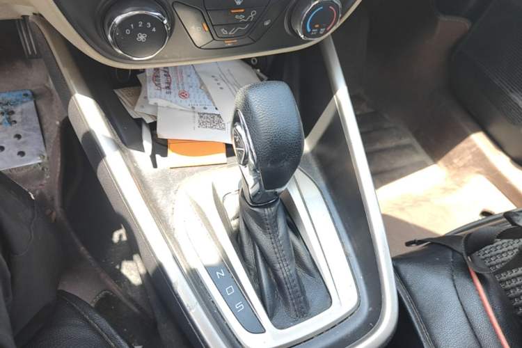 Used Ford Escort 2017 1.5L Automatic Comfort Model Gear Lever