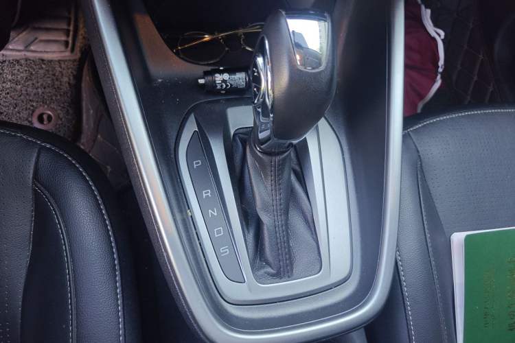 Used Ford Escort 2017 Happiness Edition 1.5L Automatic Fashion Version Gear Lever