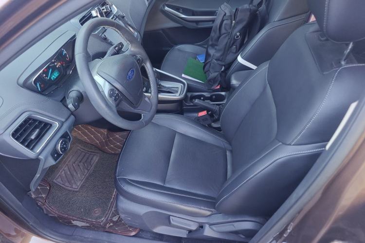 Used Ford Escort 2017 Happiness Edition 1.5L Automatic Fashion Version Left Front Seat