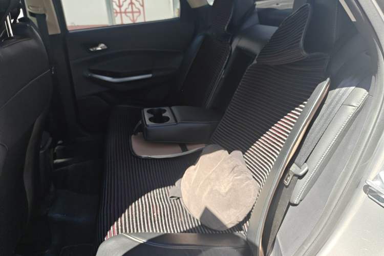 Used Ford Escort 2017 Happiness Edition 1.5L Automatic Fashion Version Left Rear Seat