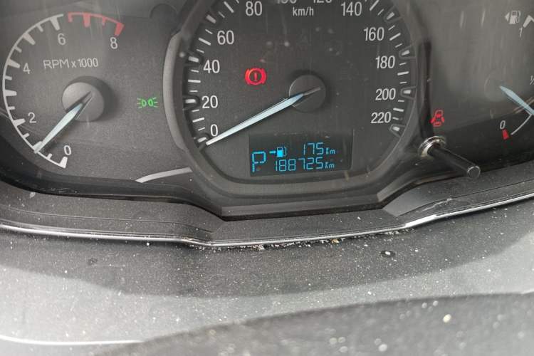 Used Ford Escort 2017 Happiness Edition 1.5L Automatic Fashion Version Odometer Close Up