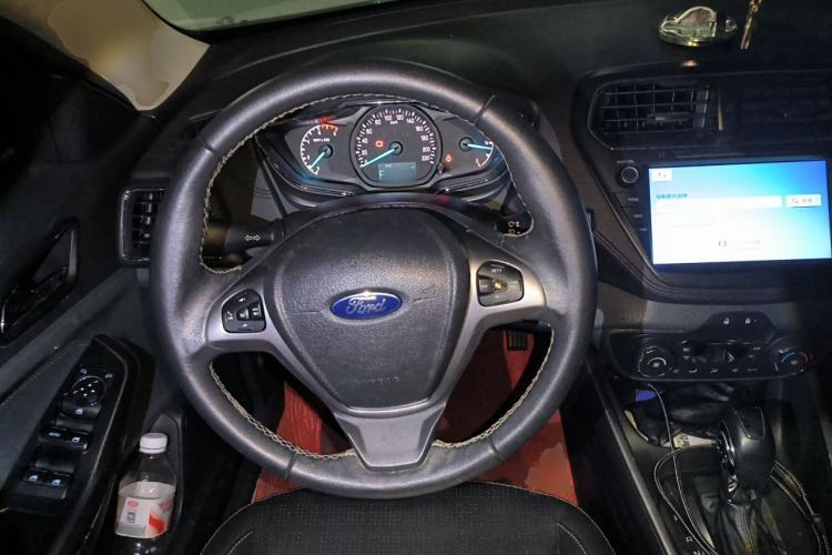 Used Ford Escort 2017 Happiness Edition 1.5L Automatic Fashion Version Steering Wheel