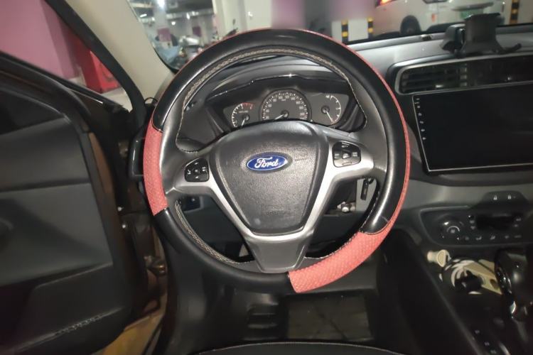 Used Ford Escort 2017 1.5L Automatic Comfort Model Steering Wheel