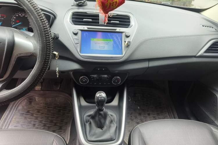Used Ford Escort 2017 Happy Edition 1.5L Manual Fashion Model Audio And AC Panel