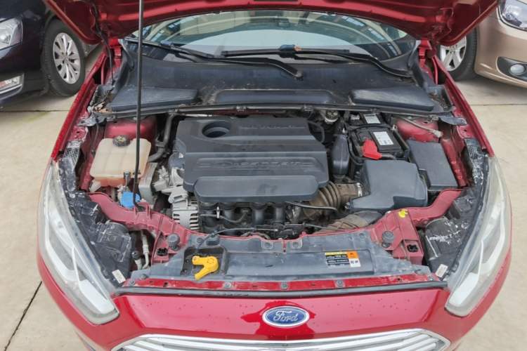 Used Ford Escort 2017 1.5L Automatic Comfort Model Engine Bay