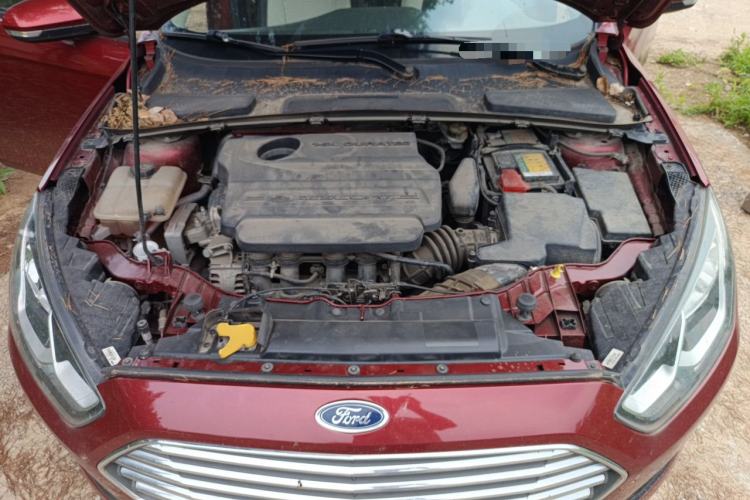 Used Ford Escort 2017 1.5L Automatic Comfort Model Engine Bay