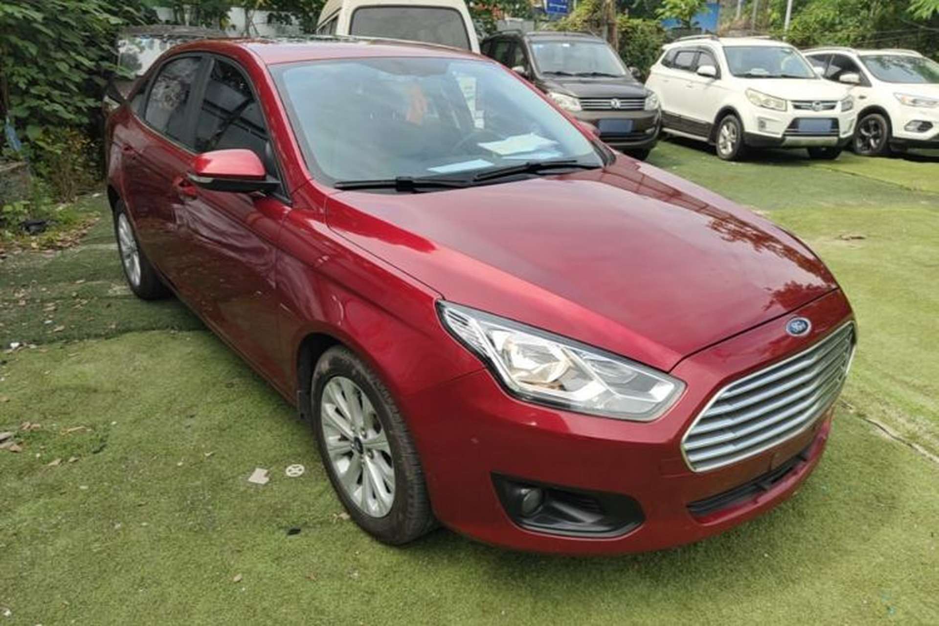 Used Ford Escort 2017 Happiness Edition 1.5L Automatic Fashion Version Front Right 45 Deg