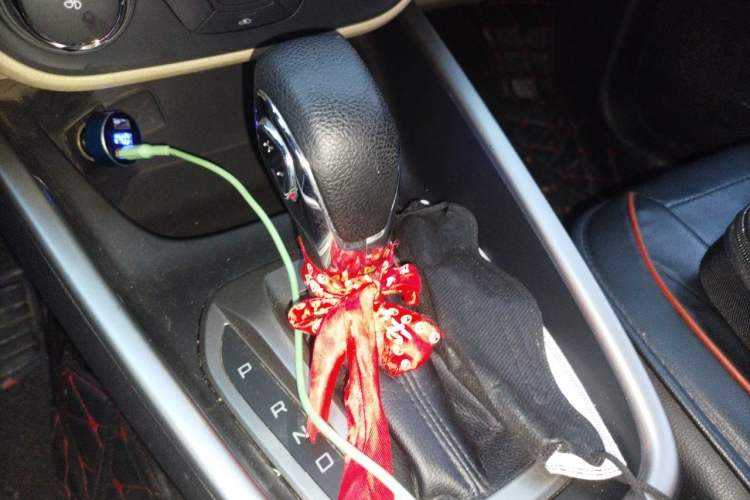 Used Ford Escort 2017 1.5L Automatic Comfort Model Gear Lever