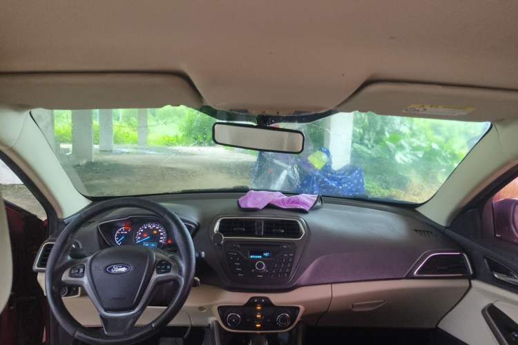 Used Ford Escort 2017 1.5L Automatic Comfort Model Headliner