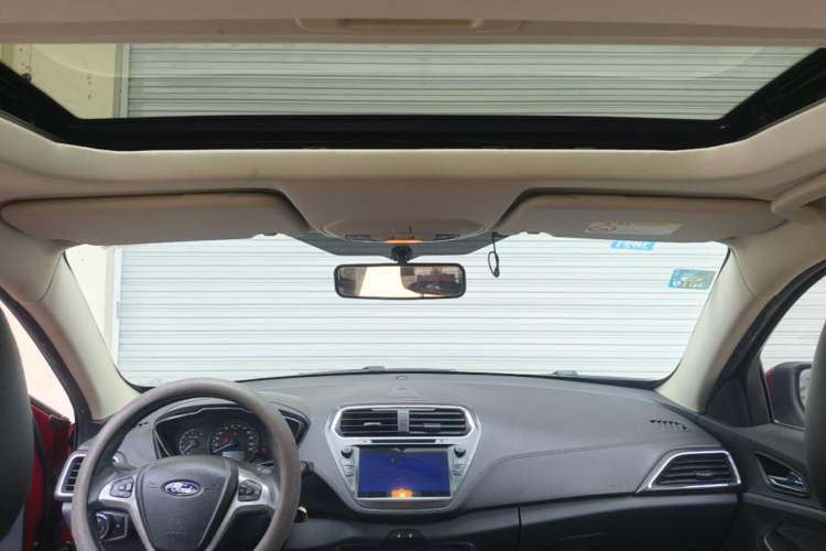 Used Ford Escort 2017 Happiness Edition 1.5L Automatic Fashion Version Headliner