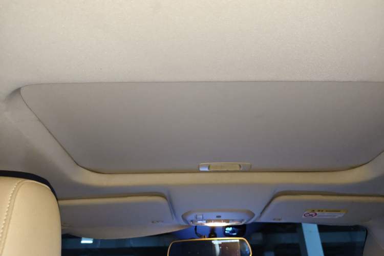 Used Ford Escort 2017 Happiness Edition 1.5L Automatic Fashion Version Headliner