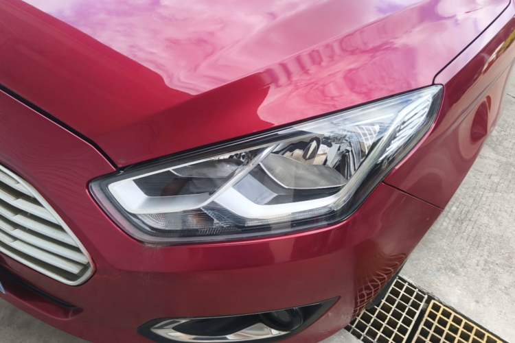 Used Ford Escort 2017 Happiness Edition 1.5L Automatic Fashion Version Left Front Headlight