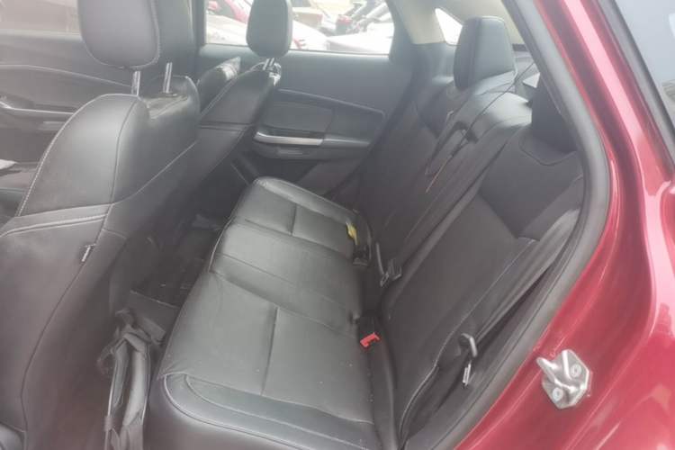 Used Ford Escort 2017 Happiness Edition 1.5L Automatic Fashion Version Left Rear Seat