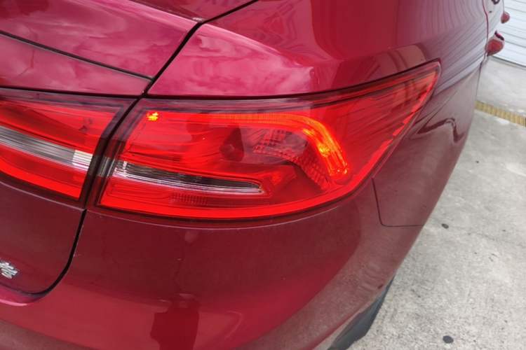 Used Ford Escort 2017 Happiness Edition 1.5L Automatic Fashion Version Right Rear Taillight