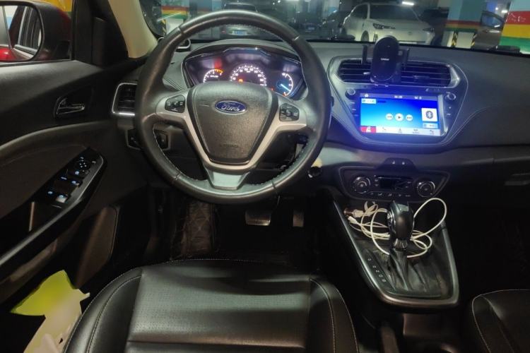 Used Ford Escort 2017 Happiness Edition 1.5L Automatic Fashion Version Steering Wheel