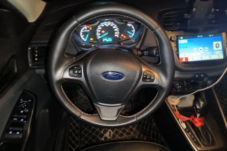 Used Ford Escort 2017 Happiness Edition 1.5L Automatic Fashion Version Steering Wheel