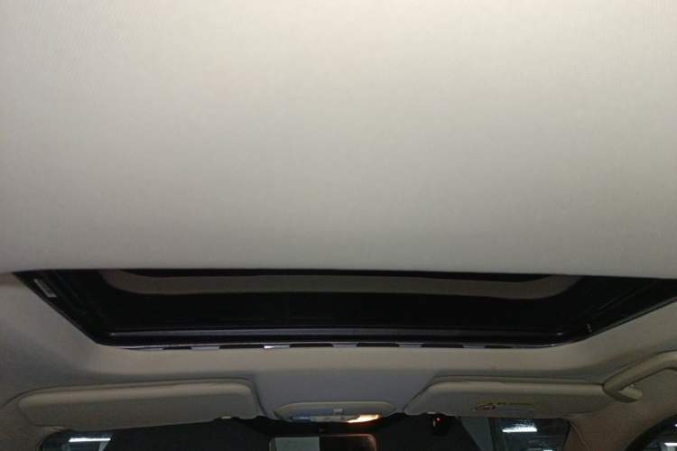 Used Ford Escort 2017 Happiness Edition 1.5L Automatic Fashion Version Headliner