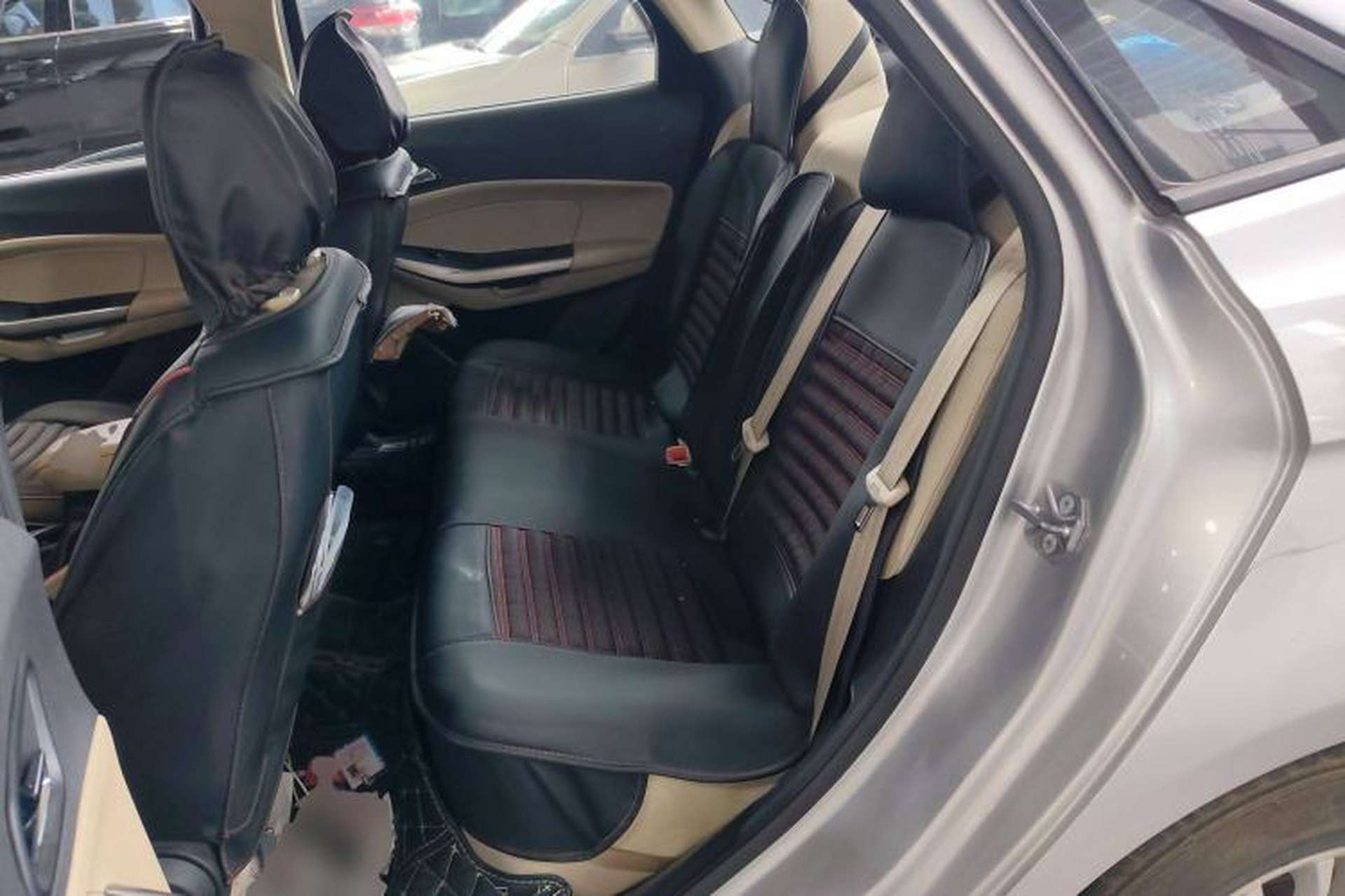 Used Ford Escort 2017 Revised Version 1.5L Automatic Comfort Edition Interior 4