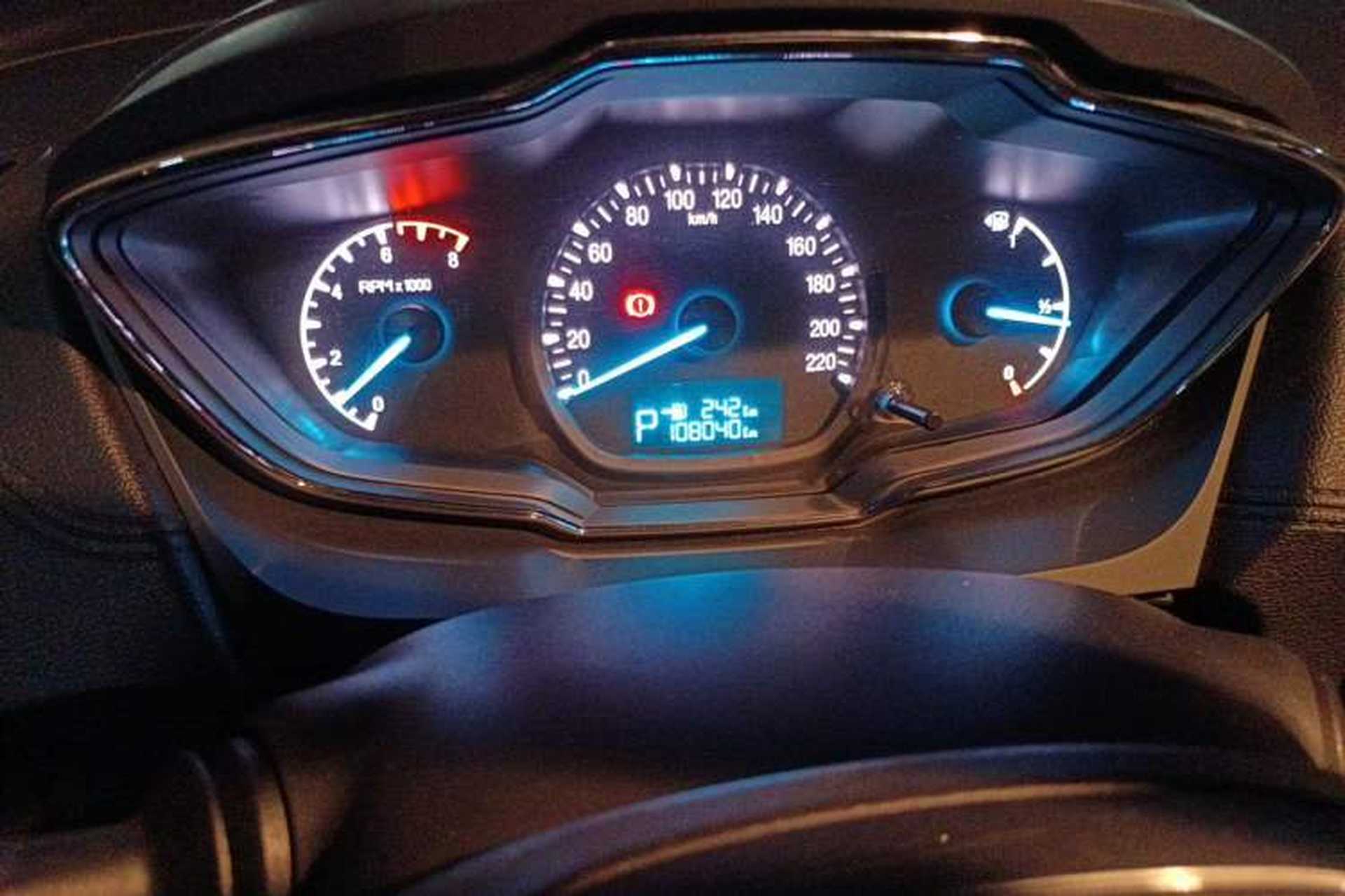Used Ford Escort 2017 Happiness Edition 1.5L Automatic Fashion Version Odometer Close Up