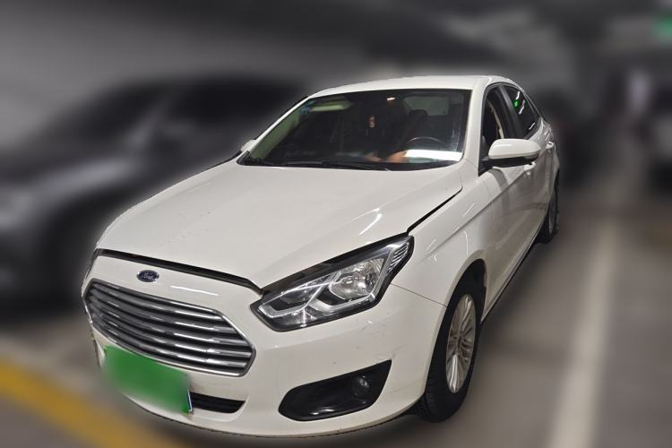 Gebrauchter Ford Escort 2017 1.5L Automatic Comfort Model Guazi used car, China used car export, Used car for sale, Used  cars, Cheapest cars for sale